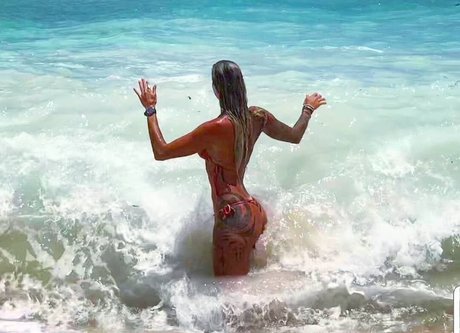 Thaisa Daher star high quality picture