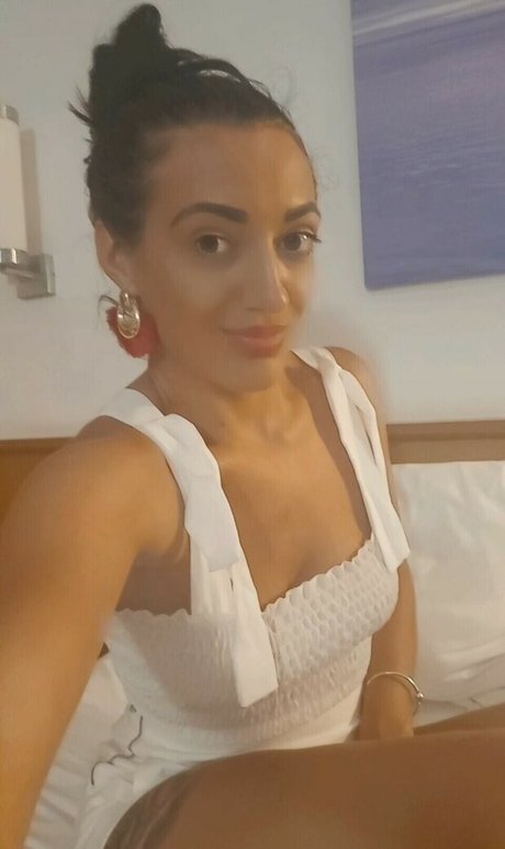 Qoslucybnwo beautiful actress images