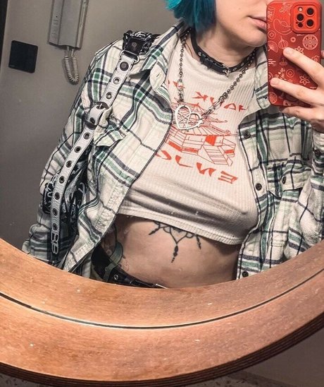 non nude onlyfans nude pics