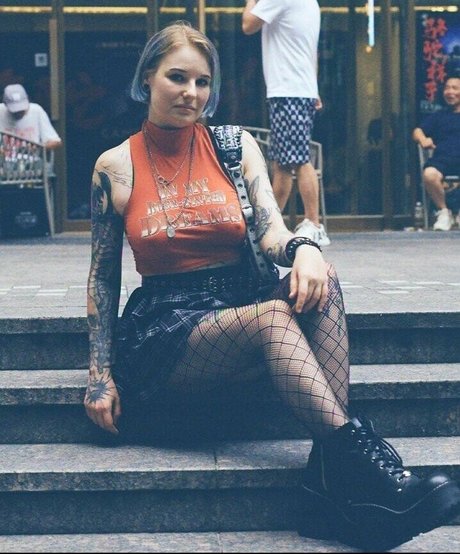 Weronika Truszczynska nudes actress pictures