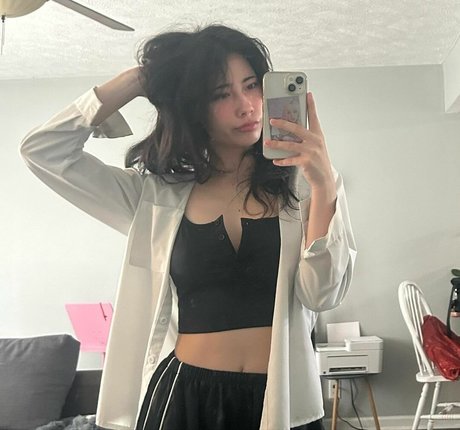 Meilizzz adult star photo