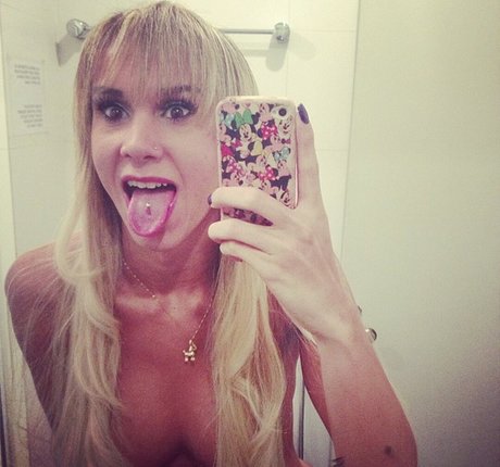 Anita Evelyn pornstar top pic