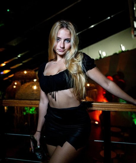 Julie Remoissenet best pornstar image