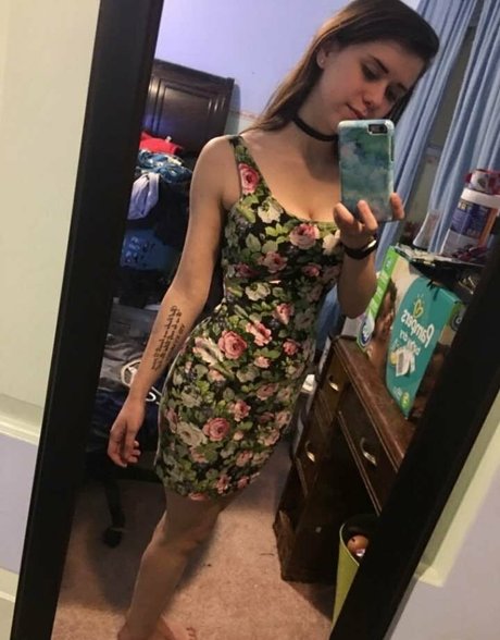 Emily Giangaspro model nude picture