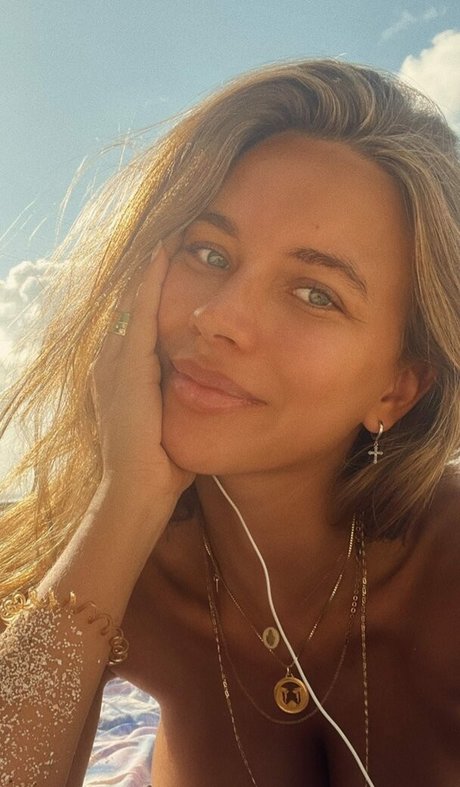 pia__kim pornstar sexy picture