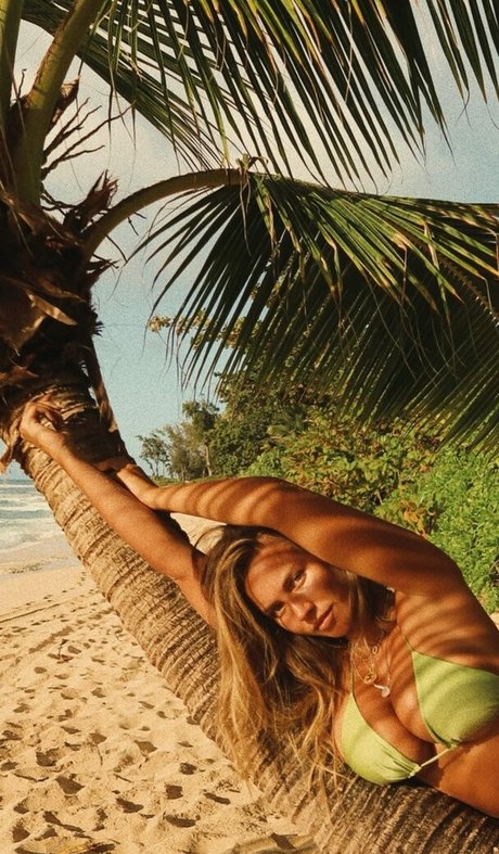 pia__kim model beautiful archive