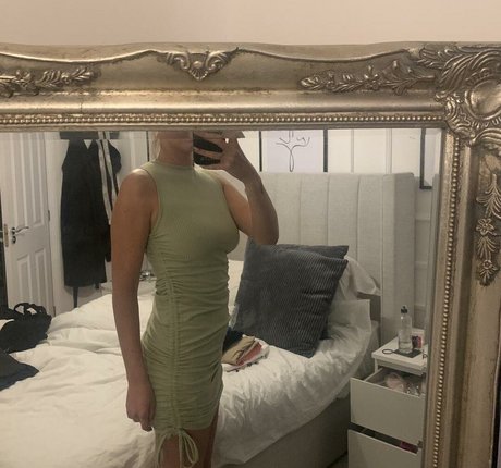 skinny asian teen onlyfans sexy photo