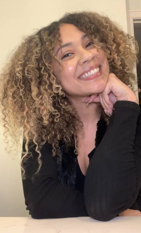 Omgitsbratch star naked photos