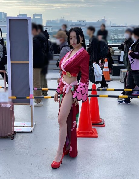 _xxkhyn sexy actress img