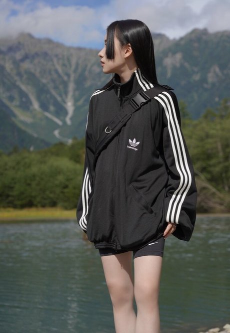 _xxkhyn sex model pic