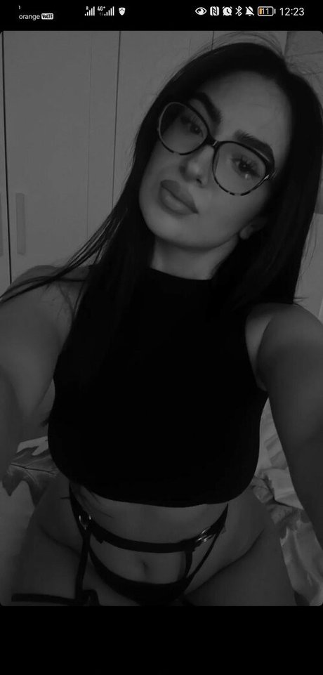 Anthrrax naked actress img