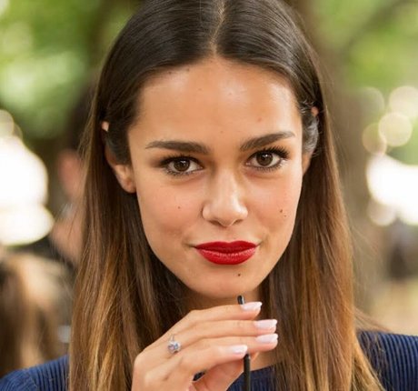 Narine Kagramanyan art model pics