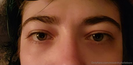 misskittyhellebore pornstar perfect image