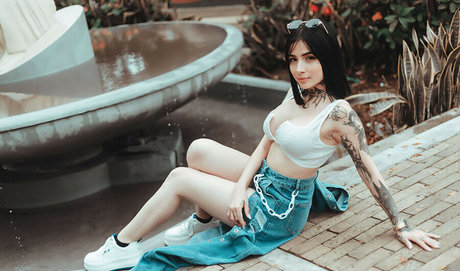 AllySnow sex actress gallery