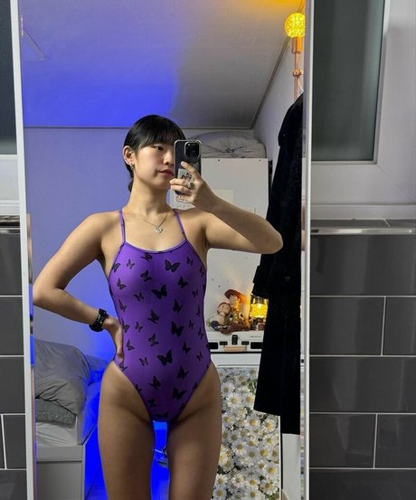 Waack b star sexy photo