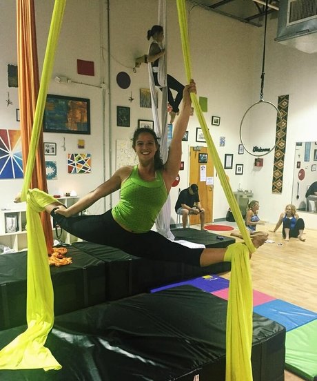 Leighton Wilson nude star pics