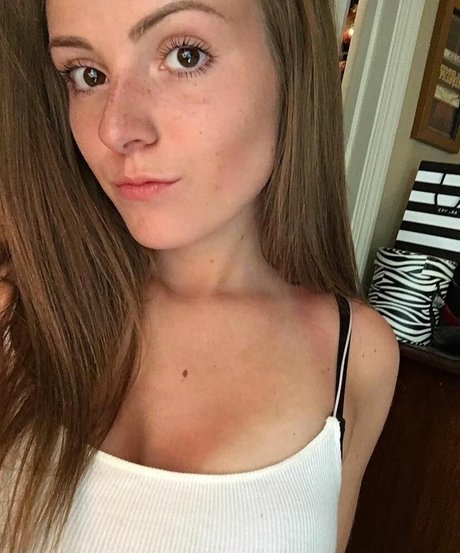 Brenna Winters model best image