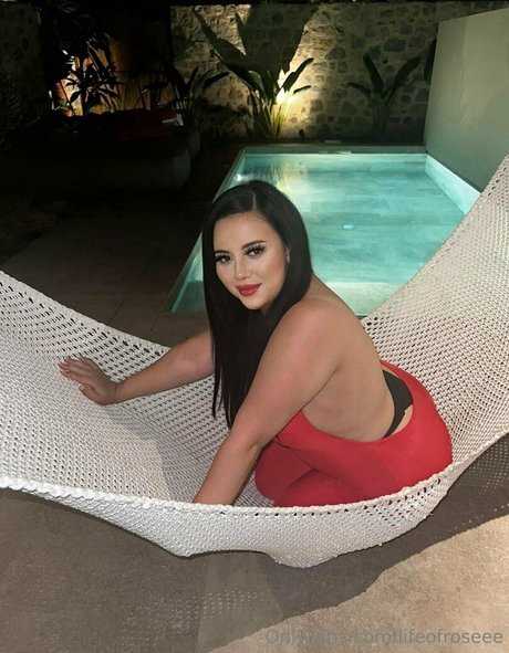 lifeofroseee pornstar free galleries