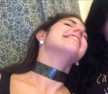 Emily Helen Barry naked model photos