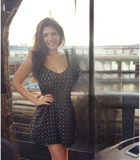 Emily Helen Barry model nude image