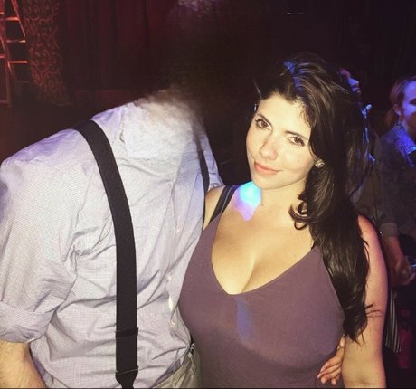 Emily Helen Barry model perfect pictures