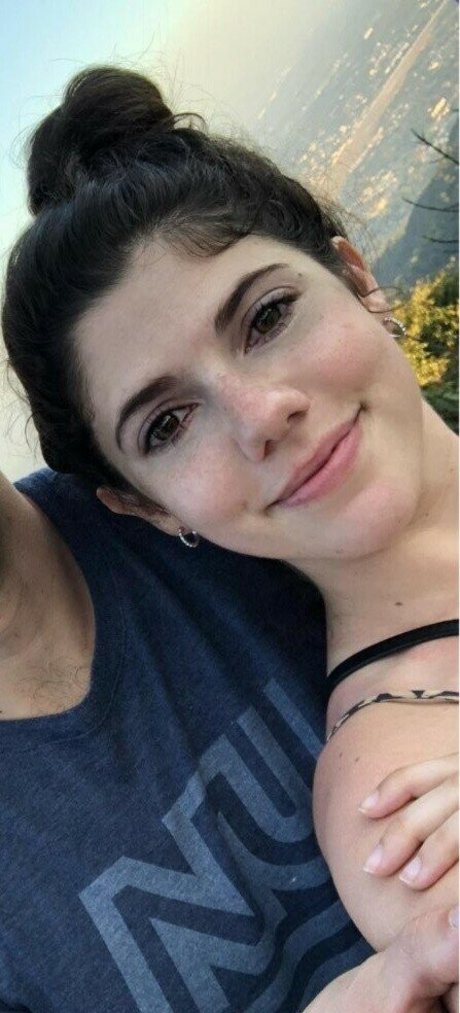 Emily Helen Barry model perfect gallery