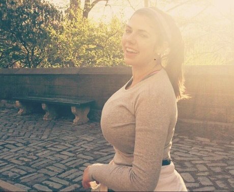 Emily Helen Barry model sex gallery