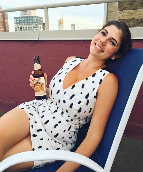 Emily Helen Barry nice model photo