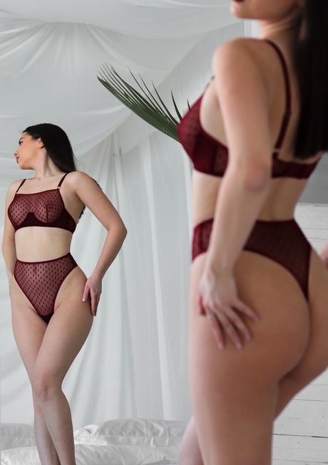 Vitalia Tavorskaya high quality star galleries