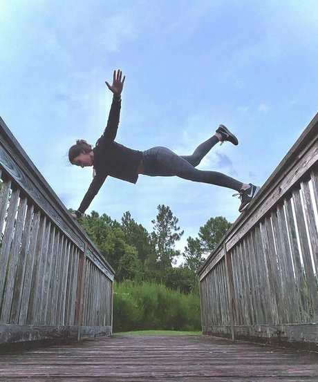 Kaila Petrosino star sexy images