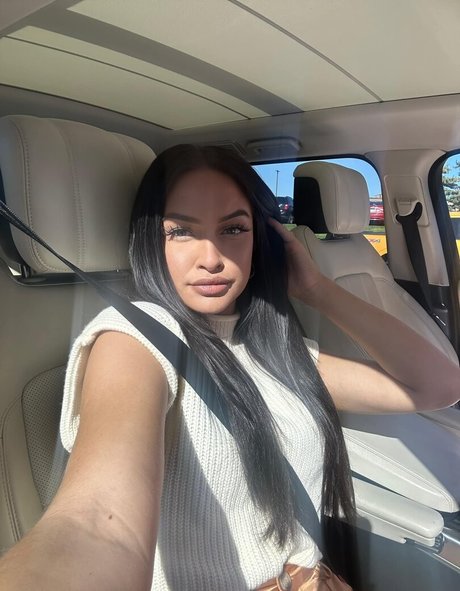 Kayla Giarrusso pornstar naked pic