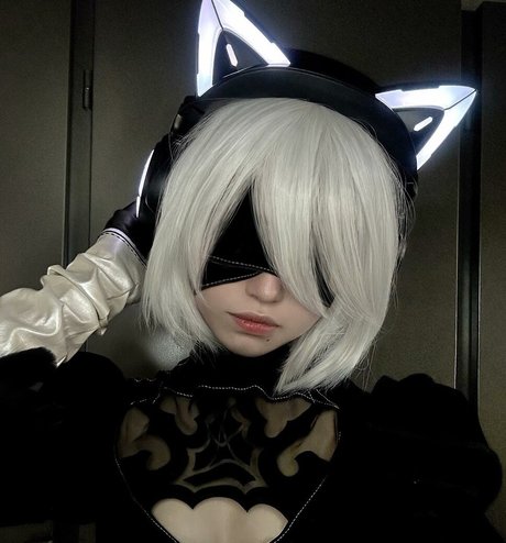 min cosplay model nude gallery