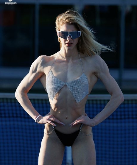 Vanessa Anoe star naked galleries