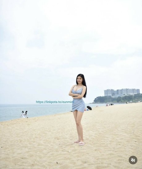 bunny xxx onlyfans naked galleries