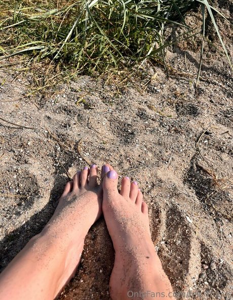 fee tfocus nude actress archive