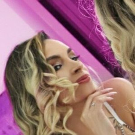 rominababe star pretty image