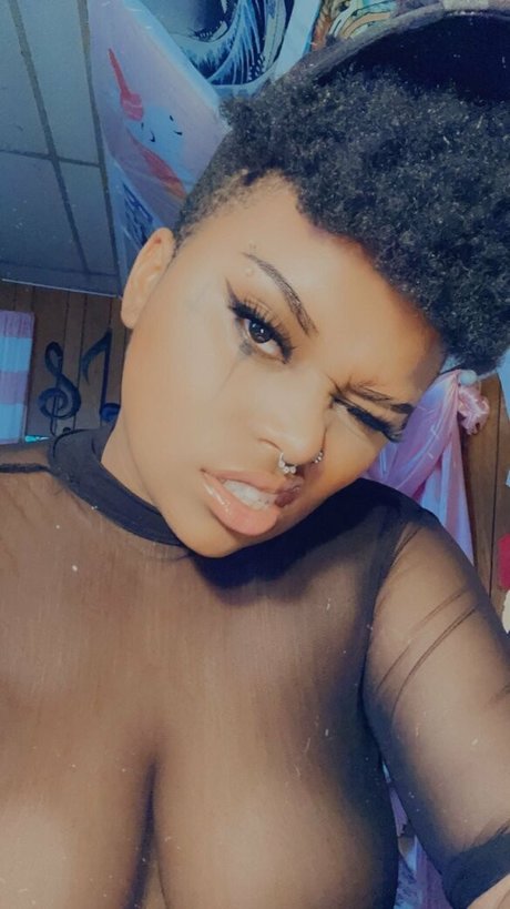 jewel kitten free sex model photo