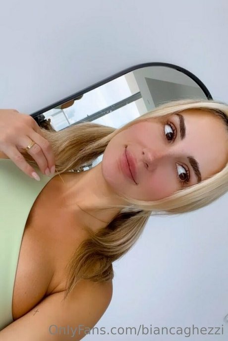 itsbiancaghezzi pornstar beautiful image