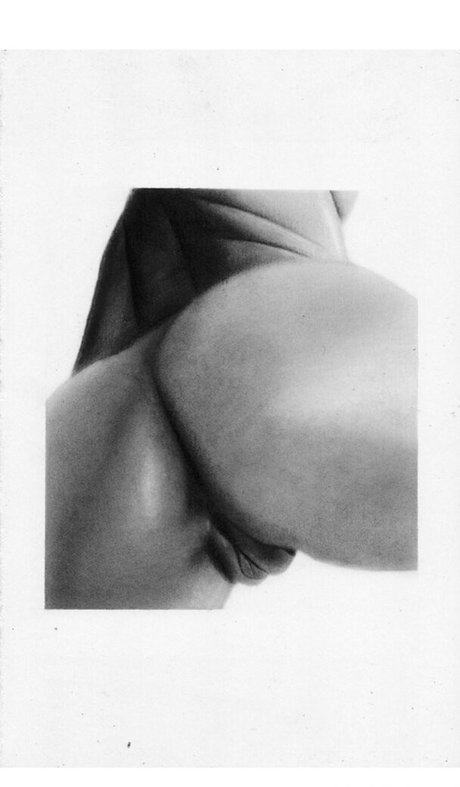 complexricki adult actress gallery