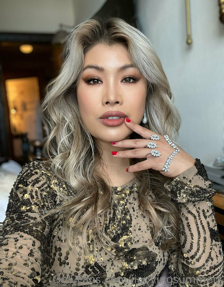 jiaoyingsummers pornstar naked gallery