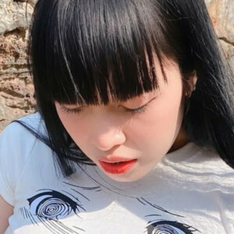 ffonnnfonn nudes star image