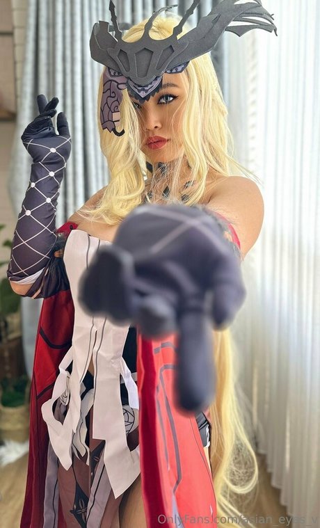 asian eyes v perfect actress pics