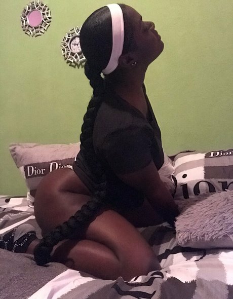 chocolate kitti star perfect pictures