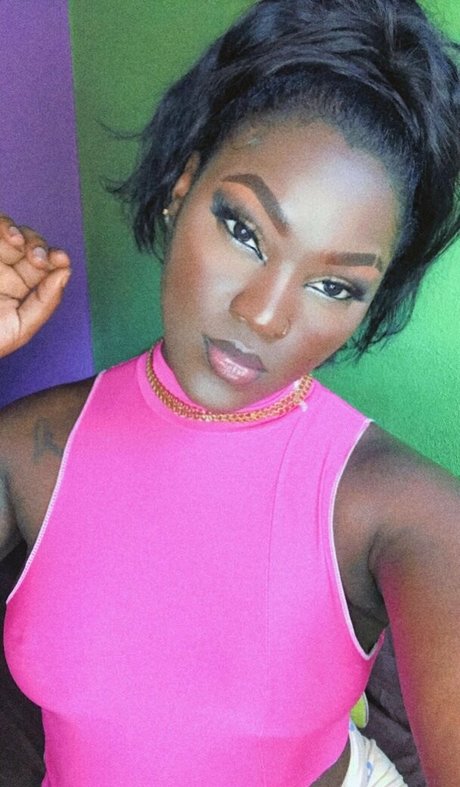 chocolate kitti pornstar erotic photo