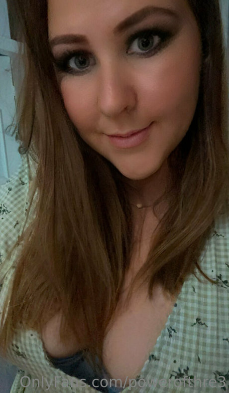 powerofthre3 free model pics