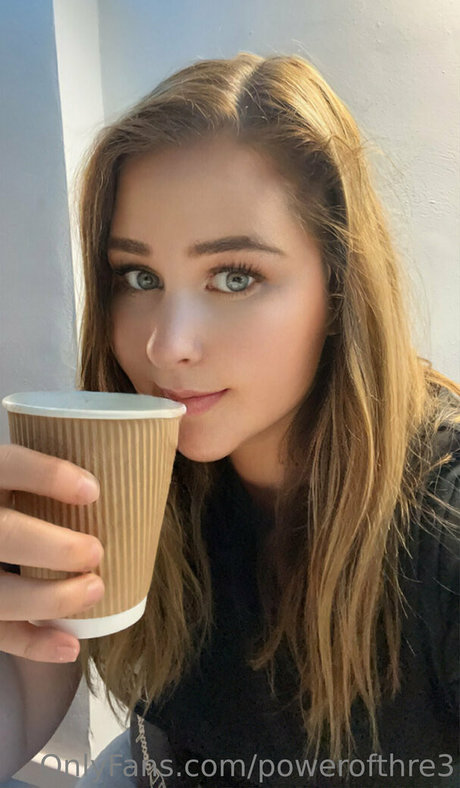 powerofthre3 star pornographic photos