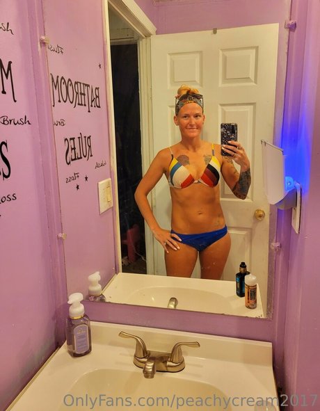 peachycream2017 pornstar art gallery