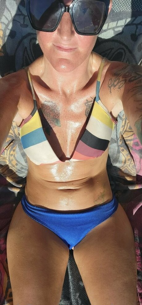 peachycream2017 model pornographic pictures