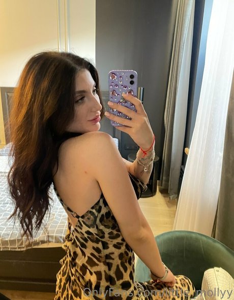 little mollyy sexy actress archive