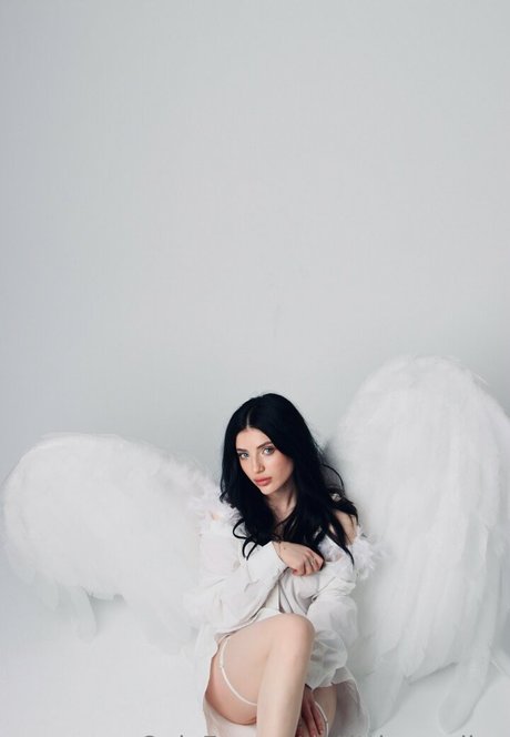 little mollyy model nudes images